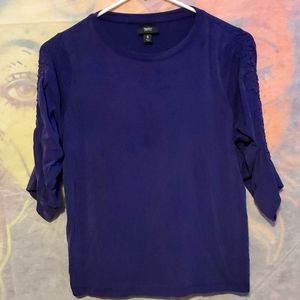 Woman's S tee